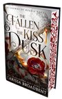 Carissa Broadbent: Fallen and the Kiss of Dusk, Buch
