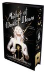 Text: "Mother of Death and Dawn", "The War of Lost Hearts III", "Carissa Broadbent", "Sunday Times Bestselling Author". Eine weiße Statue hält ein goldenes Herz, im Hintergrund Schwerter und Lichtstrahlen.