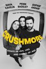 Text: "CRUSHMORE", "ESSAYS ON LOVE, LOSS AND COMING-OF-AGE". Drei Personen in Schwarz-Weiß, nah beieinander, freundlich.