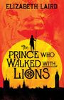 "Elizabeth Laird, The Prince Who Walked With Lions". Silhouette eines Jungen mit Speer vor gelbem Sonnenuntergang.
