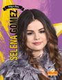 Text: "Today's Stars", "SELENA GOMEZ". Eine Frau mit langen Haaren, lila Hintergrund, gelber Stern. Logo unten rechts.