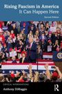 "Buchcover: 'Rising Fascism in America: It Can Happen Here', Second Edition, Autor Anthony DiMaggio. Politische Kundgebung."
