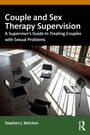 Text: "Couple and Sex Therapy Supervision: A Supervisor's Guide to Treating Couples with Sexual Problems" von Stephen J. Betchen. Fünf leere Stühle in einem Raum, Fenster wirft Schattenmuster.