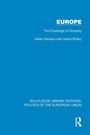 Helen Wallace: Europe, Buch