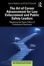 Text: "The Art of Career Advancement for Law Enforcement and Public Safety Leaders." Treppen führen zu Fahnen, dunkler Hintergrund.