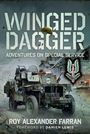 Text: "Winged Dagger: Adventures on Special Service". Ein Jeep im Kriegsszenario, militärisches Abzeichen im Hintergrund.