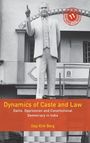 "Dynamics of Caste and Law: Dalits, Oppression and Constitutional Democracy in India" von Dag-Erik Berg. Statue eines Mannes.
