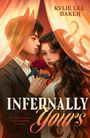 „Inferally Yours“, Kylie Lee Baker. Ein Paar, Mann mit Hörnern, Frau mit Rose, vor warmen Vorhängen.
