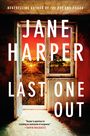 JAN HARPER LAST ONE OUT. Lobender Kommentar von David Baldacci. Sonnenuntergang durch ein verwittertes Fenster.