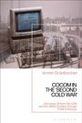 Armin Grünbacher: COCOM IN THE 'SECOND COLD WAR'. Hinten ein Computer und Eisenbahnwaggons.
