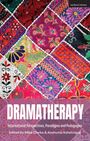 „DRAMATHERAPY“; bunte Patchwork-Decke mit floralen Mustern, „methuen | drama“.