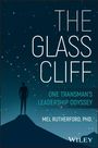 „THE GLASS CLIFF“, „ONE TRANSMAN’S LEADERSHIP ODYSSEY“. Silhouette auf Berggipfel, Nachthimmel mit Punkten.