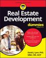 Titel: "Real Estate Development for Dummies". Text: Risiken bewerten, Genehmigungen meistern, Finanzierungsoptionen erkunden. Bild von drei Personen mit Helmen.