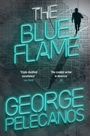 „The Blue Flame“ und „George Pelecanos“ leuchten in blauer Neonschrift. Eine Silhouette geht über eine Kartenhintergrund.