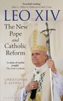 Text: “Essential reading” – LEO XIV – The New Pope and Catholic Reform – Christopher R. Altieri. Ein Papst in festlicher Kleidung.
