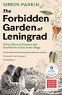 „The Forbidden Garden of Leningrad“ von Simon Parkin. Zwei Frauen sitzen auf Trümmern, daneben botanische Illustrationen.