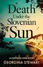 „Death Under the Slovenian Sun“ steht vor einer Küstenlandschaft mit Klippen, Meer und Bäumen bei Sonnenuntergang.