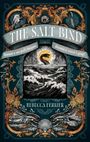 "THE SALT BIND" steht in großen Buchstaben. Darunter: "Rebecca Ferrier". Ein Seeungeheuer erhebt sich aus stürmischen Wellen.