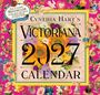 "Cynthia Hart's Victoriana 2027 Calendar." Verspielte, florale Illustration mit nostalgischen Motiven auf pinkem Hintergrund.
