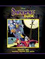 "Darkwing Duck", "Volume One", "Darkly Dawns the Duck". Comic-Stil, Held, weiblicher Begleiter, Retro-Auto, Nachtstimmung.