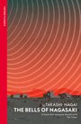 „The Bells of Nagasaki“ von Takashi Nagai. Rote Kreise, Skyline von Nagasaki, Vintage Classics an der Seite.