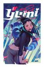 Text: "Yumi." Illustration einer Person mit lächelndem Gesicht; ein Waschbär sitzt auf ihrer Schulter.