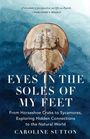 Titel: "EYES IN THE SOLES OF MY FEET". Illustration eines Pfeilschwanzkrebses auf blauem Hintergrund. Autor: Caroline Sutton.