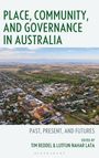 "PLACE, COMMUNITY, AND GOVERNANCE IN AUSTRALIA" auf Grün. Luftbild einer australischen Stadt mit viel Grünland.