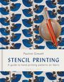 Text: "Pauline Greuell, STENCIL PRINTING, A guide to hand-printing patterns on fabric, HERBERT PRESS." Gemustertes Design.