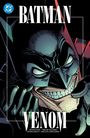 "BATMAN VENOM" steht in großer Schrift. Illustration von Batman mit breitem, grimmigem Lächeln, helle Akzente im Gesicht.