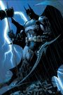 Text: „Jim Lee“. Eine düstere Illustration zeigt einen Superhelden mit Cape und Axt im Regen, von Blitzen erleuchtet.