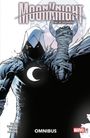 "Moon Knight: Fist of Khonshu" und "Omnibus". Dunkler Held mit Kapuze, Halbmond auf der Brust, vor großem Mond dargestellt.