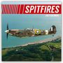 "SPITFIRES", "2027 CALENDAR". Ein Kampfflugzeug fliegt über eine Küstenlandschaft.