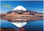 Text: "CHILE 2027". Ein schneebedeckter Berg spiegelt sich in einem klaren See, umgeben von einer kargen Landschaft.