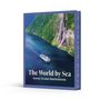 Text: "The World by Sea - Iconic Cruise Destinations". Ein Kreuzfahrtschiff auf einem blauen Meer, umgeben von grünen Klippen.