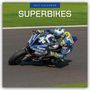 "2027 CALENDAR SUPERBIKES" oben. Ein Motorradrennfahrer neigt sich in einer Kurve auf einer Rennstrecke.