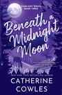 Titel: "Beneath a Midnight Moon". Oben: "Starlight Grove Book Three". Blau-violette Landschaft mit Mond.