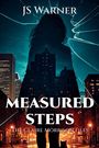 JS WARREN, MEASURED STEPS, THE CLAIRE MORRISON FILES. Silhouette einer Frau vor urbaner Nachtkulisse und gespiegeltem Glas.