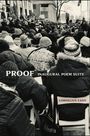 "PROOF INAUGURAL POEM SUITE" und "CORNELIUS EADY" auf einem Stuhl; Menschenmenge sitzt draußen bei einer Veranstaltung.
