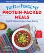 Texte: "Fix-It and Forget-It", "PROTEIN-PACKED MEALS". Darunter eine Schüssel mit Chili und Käse auf buntem Tuch.
