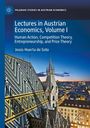 "Lectures in Austrian Economics, Volume I," von Jesús Huerta de Soto. Dach von Stephansdom, Stadtansicht bei Dämmerung.