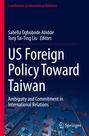Buchtitel: "US Foreign Policy Toward Taiwan" von Sabella Abidde und Tony Liu. Hintergrund mit wehenden Flaggen.