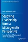 „Studying Leadership from a Microgenetic Perspective“ ist das Hauptthema in weißem Text auf blauem Hintergrund.