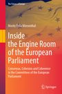 "Inside the Engine Room of the European Parliament" steht auf einer roten Flagge mit gelben Sternen.