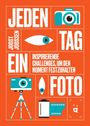 "Jeden Tag ein Foto. Inspirierende Challenges, um den Moment festzuhalten. Joost Joossen." Bunte Kameras und Ikonen.