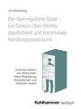Titel: "Der überregulierte Staat — Ein Diskurs über Rechtsstaatlichkeit und kommunale Handlungsspielräume". 

Illustration: Mensch hinter Papierstapeln.