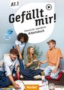 "A1.1 Gefällt mir! Deutsch für Jugendliche Arbeitsbuch. Vier Jugendliche arbeiten lächelnd an einem Tischprojekt."