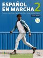 "Español en Marcha 2", A2-Niveau, 4. Auflage. Ein Mann in Jeans-Outfit läuft energetisch vor blauem Hintergrund.