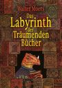 „Das Labyrinth der Träumenden Bücher“: Ein orangefarbenes Echsenwesen mit Buch, umgeben von komplexen Mustern.