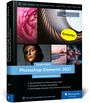 Ein Buchcover mit Texten: "Photoshop Elements 2027", "Das umfassende Handbuch", "Bestseller". Mehrere Fotos und der Name: Jürgen Wolf.
